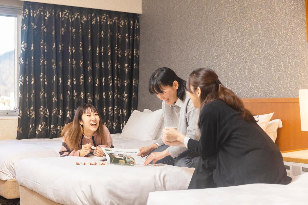 Yamagata Grand Hotel Екстер'єр фото