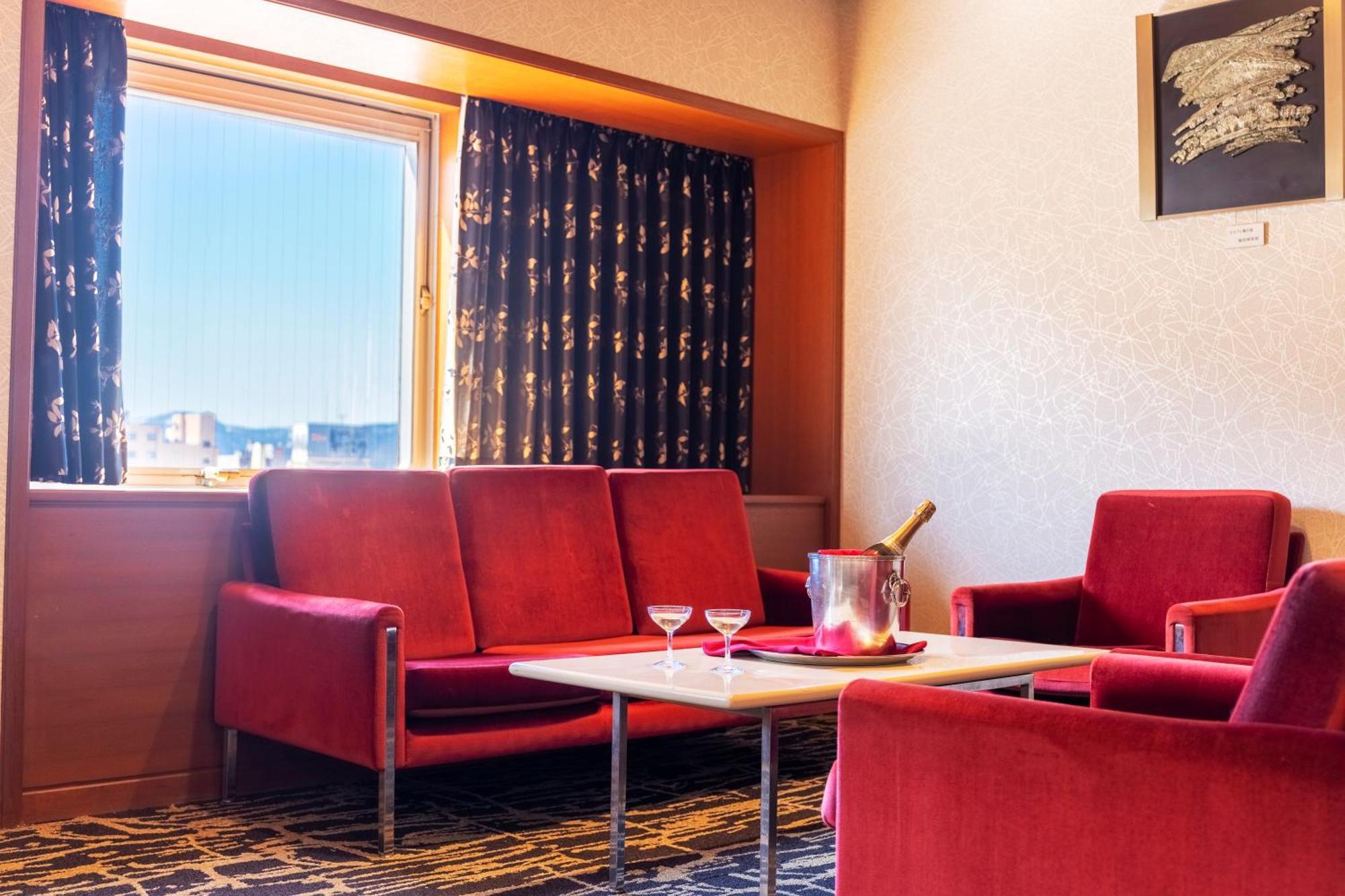 Yamagata Grand Hotel Екстер'єр фото
