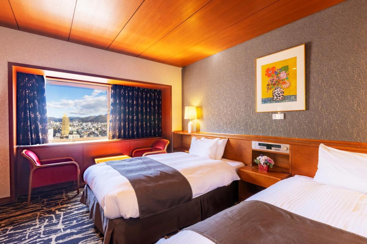 Yamagata Grand Hotel Екстер'єр фото