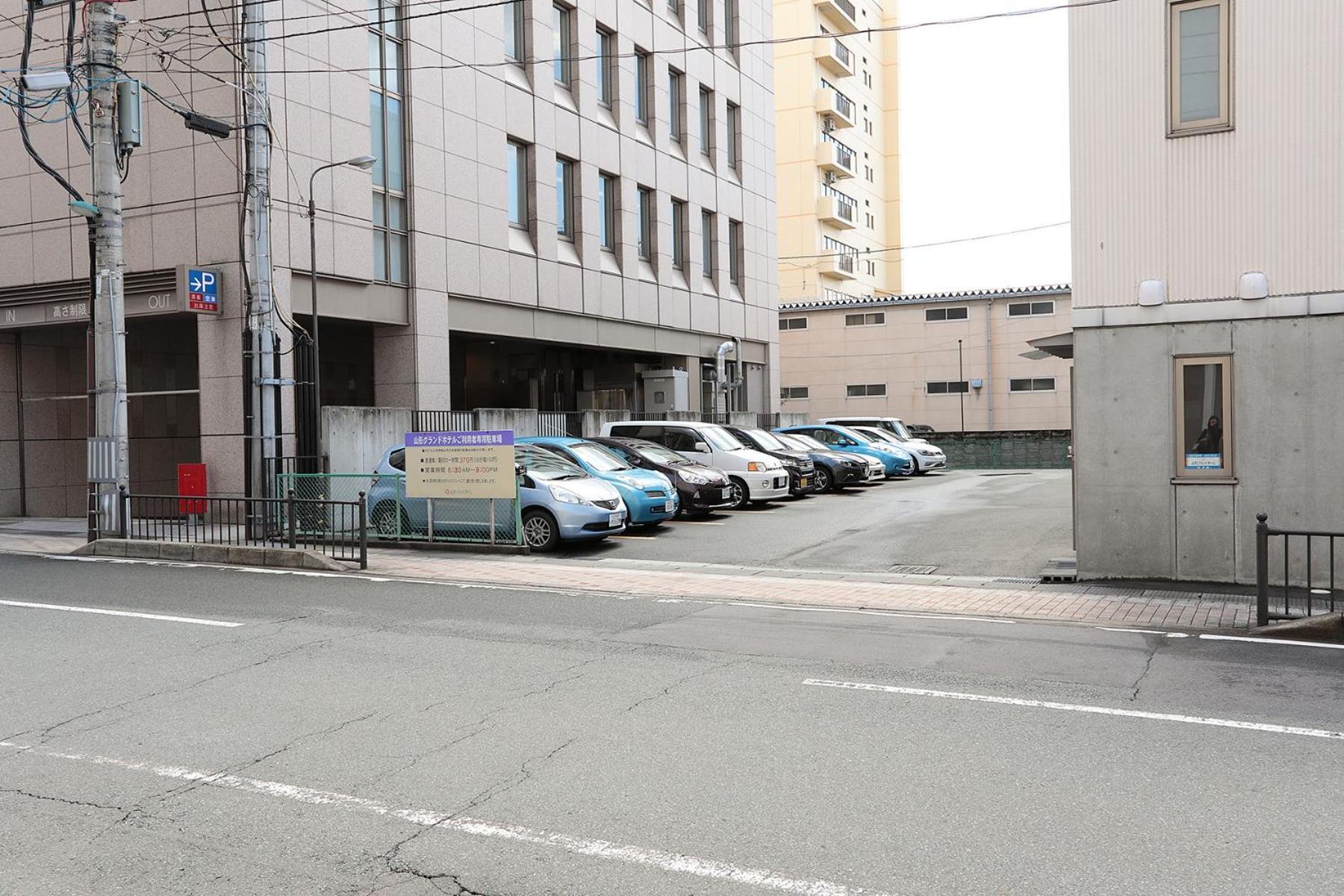 Yamagata Grand Hotel Екстер'єр фото